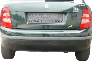 Skoda Fabia 6Y Schrägheck Stoßstange hinten Heckstoßstange grün LF8C - Bild 1