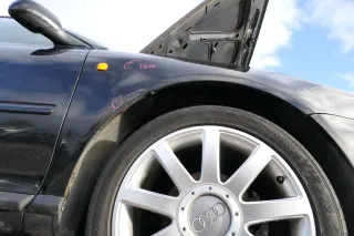Audi A3 8L Kotflügel vorne rechts schwarz LY9B - Bild 9