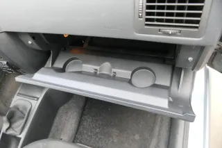 Skoda Fabia 6Y Deckel Klappe für Handschuhfach Handschuhfachdeckel -Kratzer - Bild 3