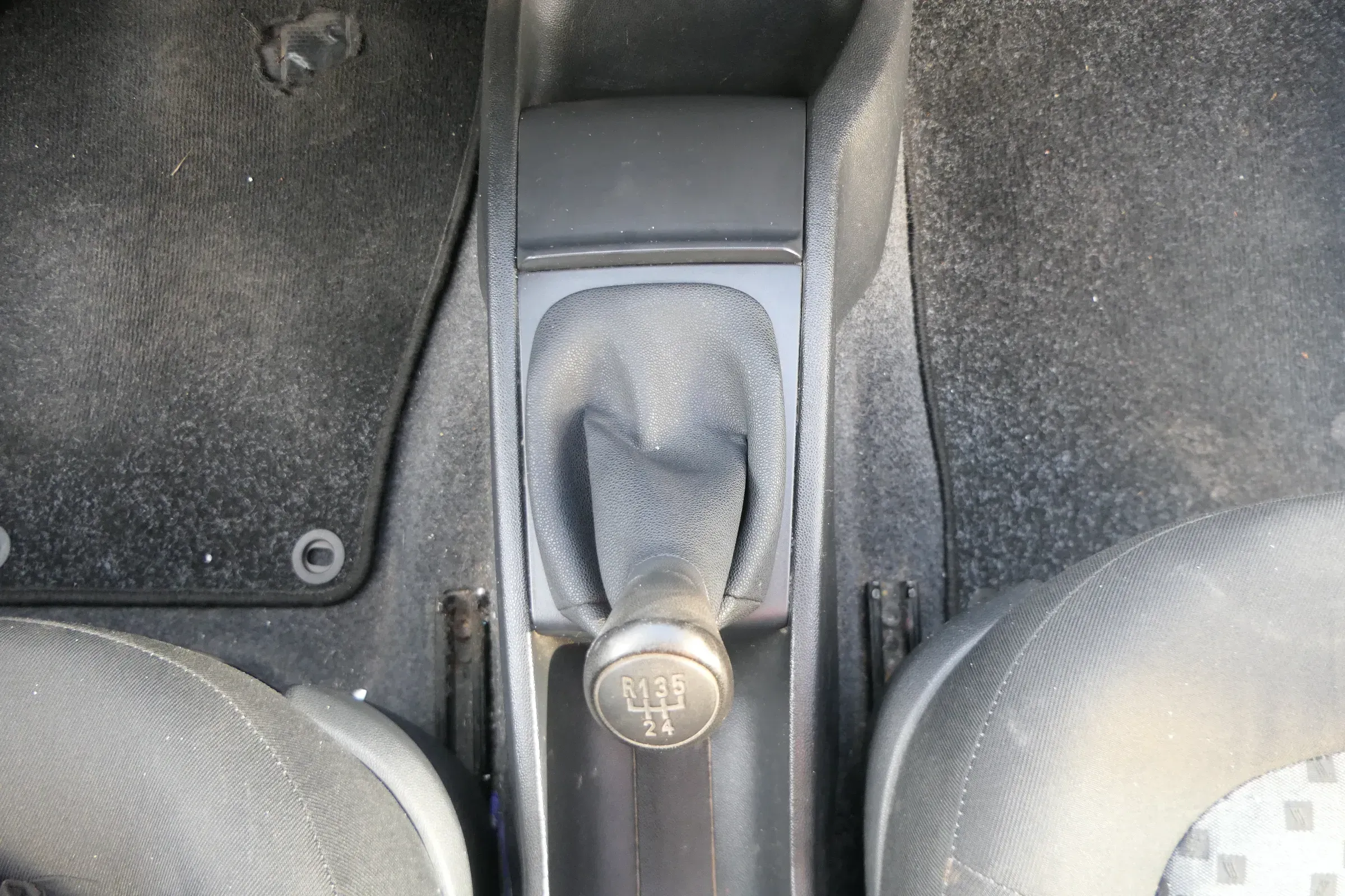 Skoda Fabia 6Y Schaltknauf Schaltsack Schaltung Schaltknauf 6Y0711113H JTZ - Bild 1