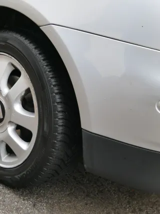 Seat Arosa 6H Stoßstange Frontstoßstange vorne grau silber LS7N Facelift + Grill - Bild 5