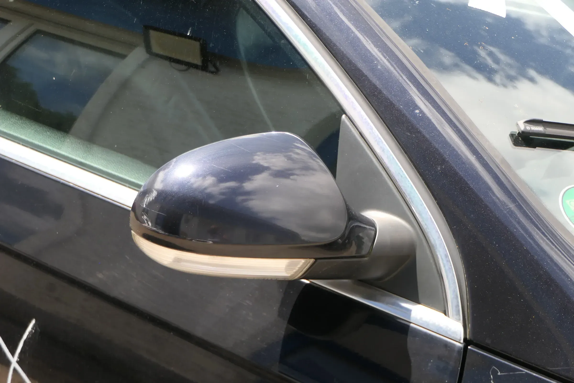 VW Passat 3C elektrischer Spiegel Außenspiegel rechts m.Glas Blinke schwarz LC9X - Bild 1