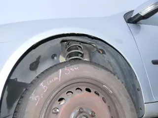 Golf 5 1K & 5M Plus Radhausschale Dämpfung Radhaus vorne links - 2-Teilig - Bild 1