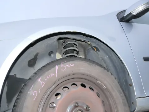 Golf 5 1K & 5M Plus Radhausschale Dämpfung Radhaus vorne links - 2-Teilig