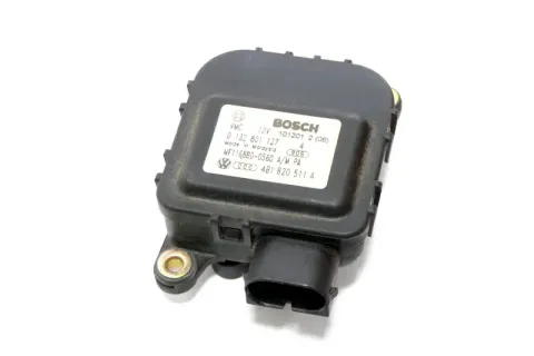 Audi A6 4B Stellmotor für Temperaturregelklappe Klimaanlage 4B1820511A rechts