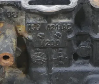 VW Passat 3C Motorblock Motor 2,0 TDI 103kw BMP 140PS NUR BLOCK - Bild 6