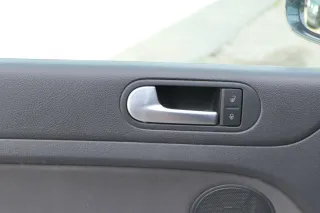 VW Golf Plus 5M 1x Türverkleidung Verkleidung Tür vorne links schwarz Türgriff - Bild 6