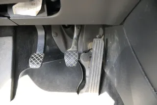 VW Passat 3C Kupplungspedal Kupplung Pedal 3C0721388B Geber Geberzylinder - Bild 2