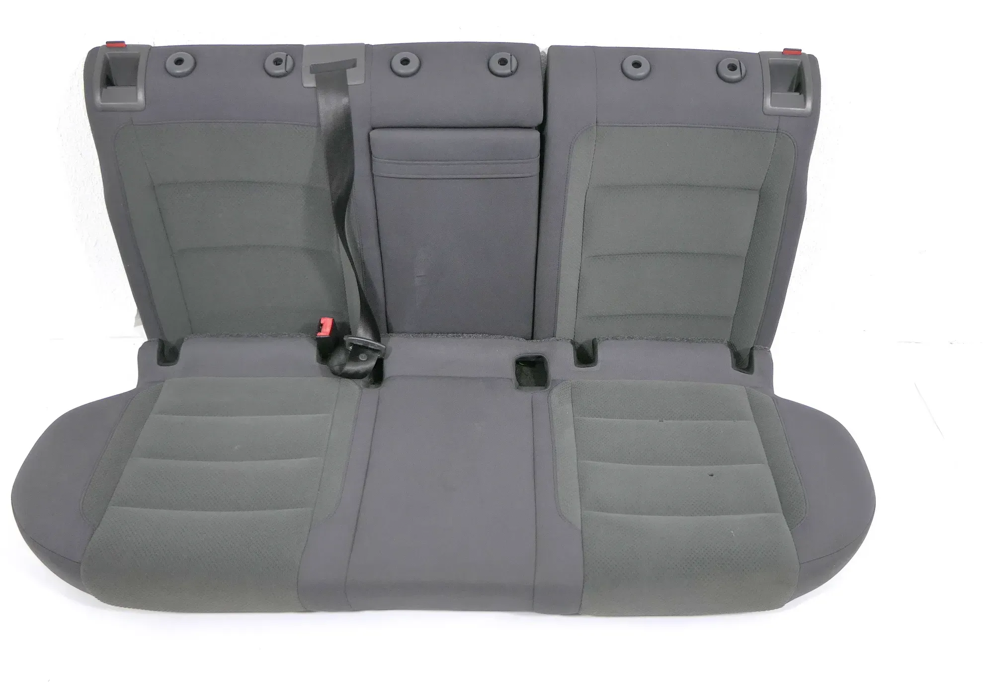VW Golf 5 V Sitz Sitze hinten Rückbank Rücksitzbank 3 Punkt Lehne Ski durchrei - Bild 1