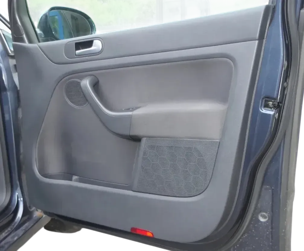 1x VW Golf Plus 5M 1x Türverkleidung Verkleidung Tür vorne rechts schwarz Griff - Bild 1