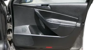 VW Passat 3C Variant Türverkleidung Verkleidung Tür vorne rechts schwarz Leder - Bild 1