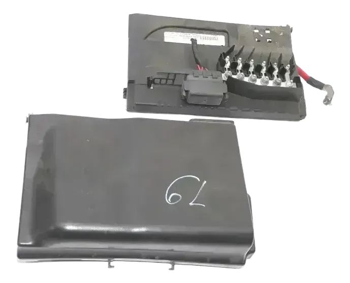 VW Polo 9N 9N3 Ibiza Kasten Abdeckung Batterie Sicherungsträger Sicherung - Bild 1