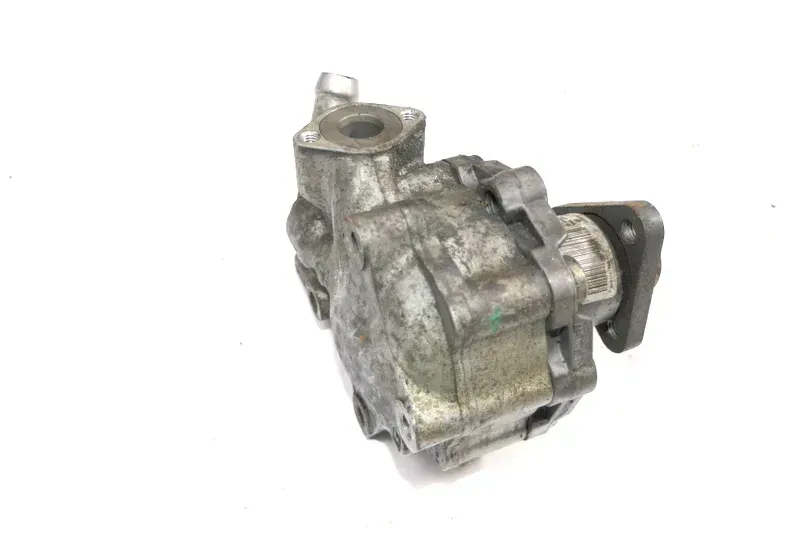 Audi A4 8K Pumpe Servolenkung Servopumpe 8K0145154N 2,7 3.0 TDI - Bild 1