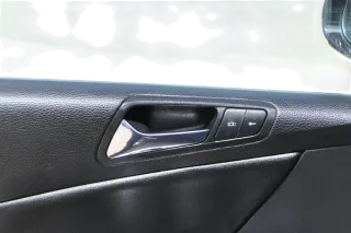 VW Passat 3C Variant Türverkleidung Verkleidung Tür vorne links schwarz Leder - Bild 6