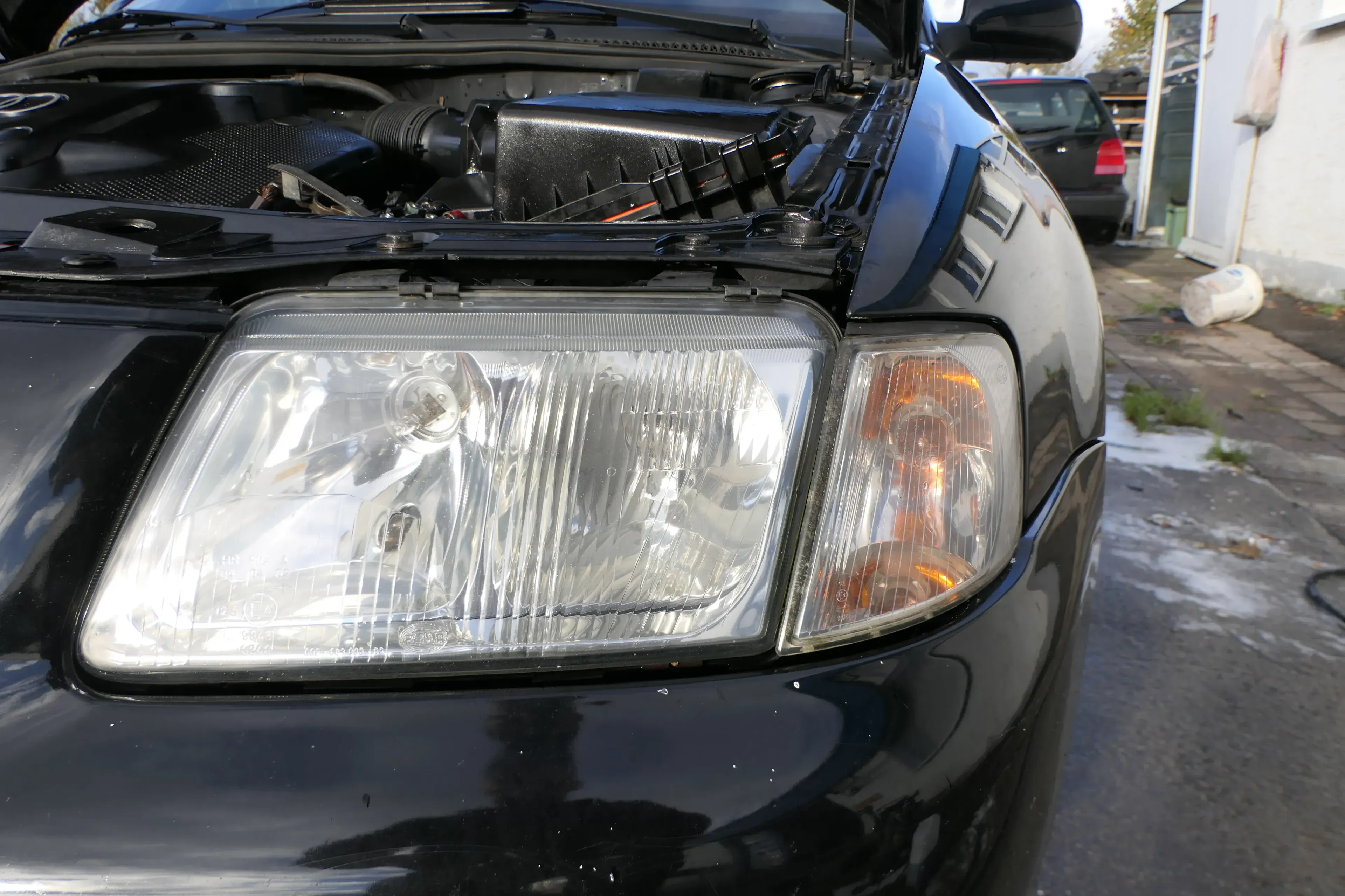 Audi A3 8L Scheinwerfer links bis ca. Bj. 1999 mit Nebelscheinwerfer Nebel - Bild 1