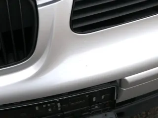 Seat Arosa 6H Stoßstange Frontstoßstange vorne grau silber LS7N Facelift + Grill - Bild 10