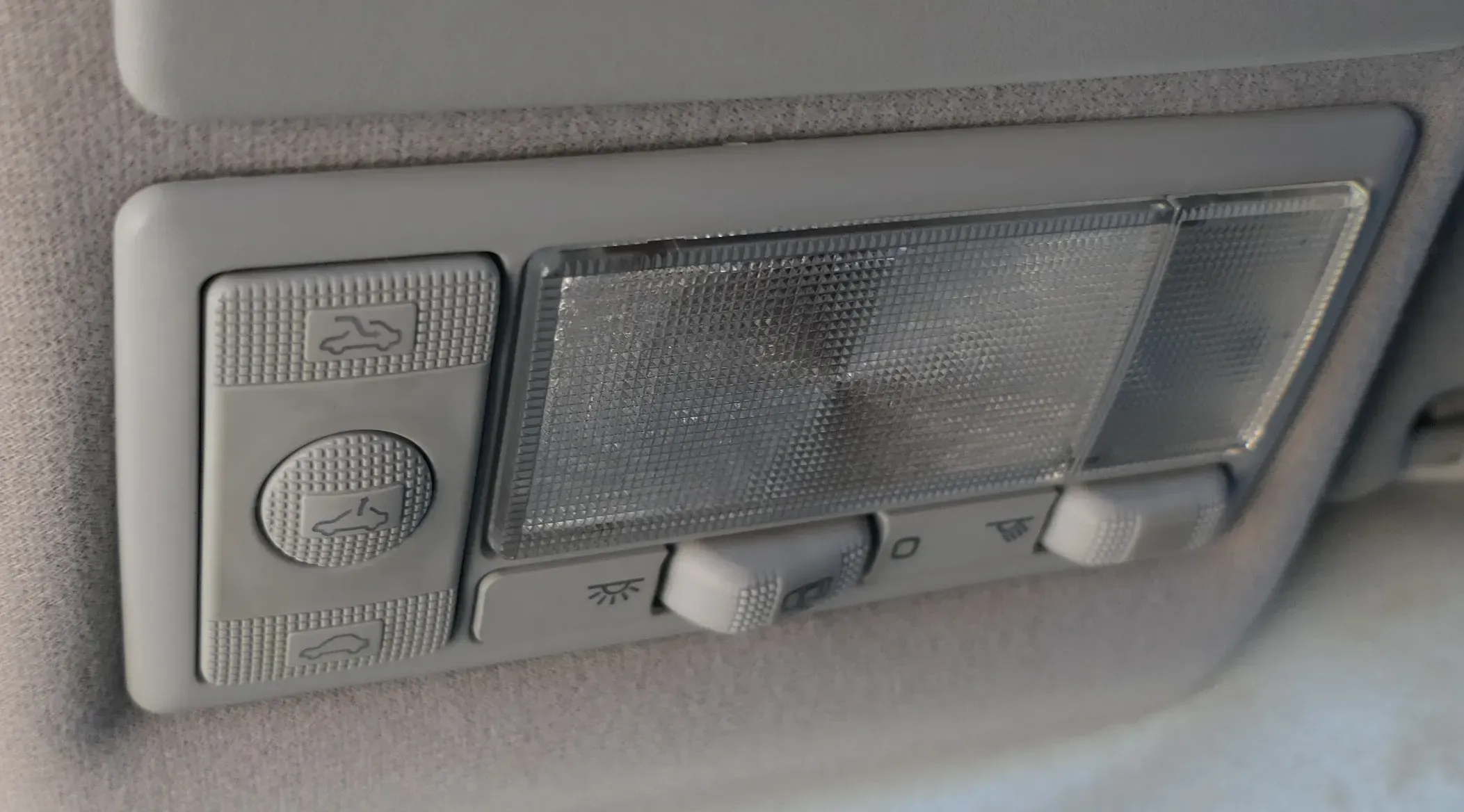 VW Golf 3 Schalter Schiebedach Innenleuchte Schiebedachschalter Leselampe - Bild 1