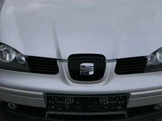 Seat Arosa 6H Stoßstange Frontstoßstange vorne grau silber LS7N Facelift + Grill - Bild 6