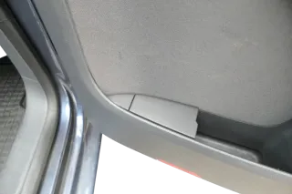 1x Golf Plus 5M Türverkleidung Verkleidung Tür hinten rechts schwarz Griff - Bild 5