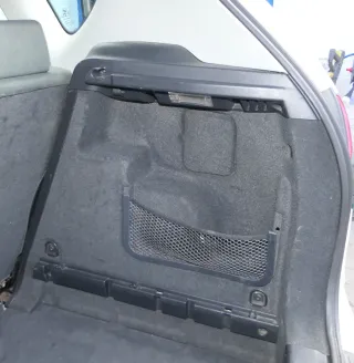 Altea 5P Abdeckung Verkleidung Kofferraum hinten rechts Seite schwarz 5P0867428Q - Bild 1