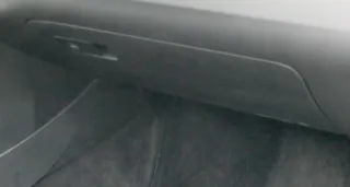 VW Passat 3C Handschuhfach schwarz Handschuhfachdeckel Deckel Klappe - Bild 3