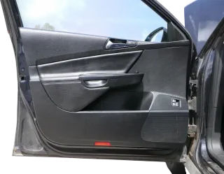 VW Passat 3C Variant Türverkleidung Verkleidung Tür vorne links schwarz Leder - Bild 5