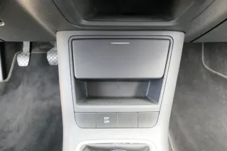 VW Golf Plus 5M Mittelkonsole Verkleidung Ablage Aschenbecher 5M1857961E - Bild 3