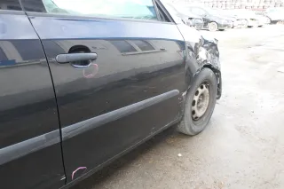 Skoda Fabia 5J Kombi + Limo Tür vorne rechts Beifahrertür schwarz LF9R - Mängel - Bild 9