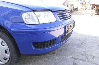 VW Polo 6N2 Stoßstange vorne Frontstoßstange Stoßfänger blau LA5C +Grill - Bild 4
