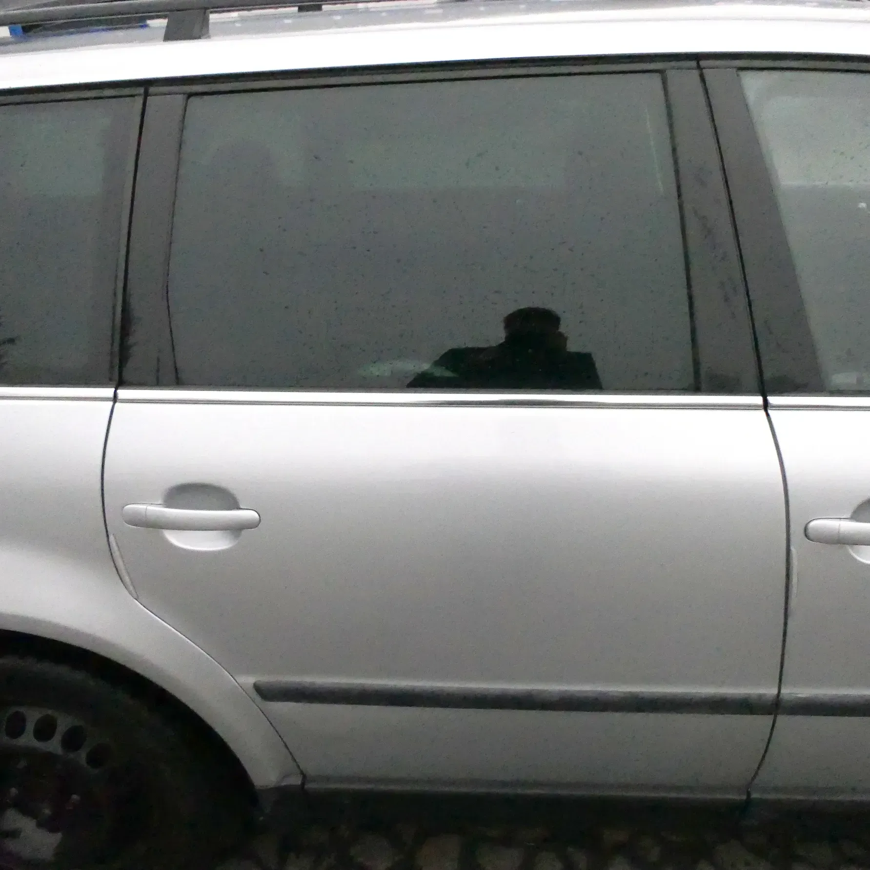 VW Passat 3B 3BG Kombi Variant Tür hinten rechts grau silber LA7W komplett Schei - Bild 1