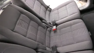 VW Touran 1T Sitz hinten mitte mittig (1. Reihe) Rücksitz anthrazit - 111880 - Bild 1