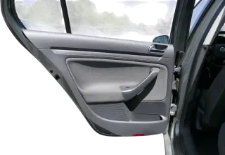 VW Golf 5 Limousine Türverkleidung Verkleidung Tür hinten links 4/5-Türer - Bild 1