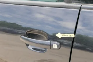 Ibiza 6J Tür vorne links Fahrertür schwarz LC9Z 2/3-Türer - ohne Anbauteile - Bild 4