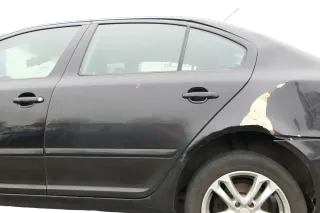 Skoda Octavia 1Z LIMOUSINE Tür hinten links schwarz LF9R (ohneAnbauteile) - Bild 1