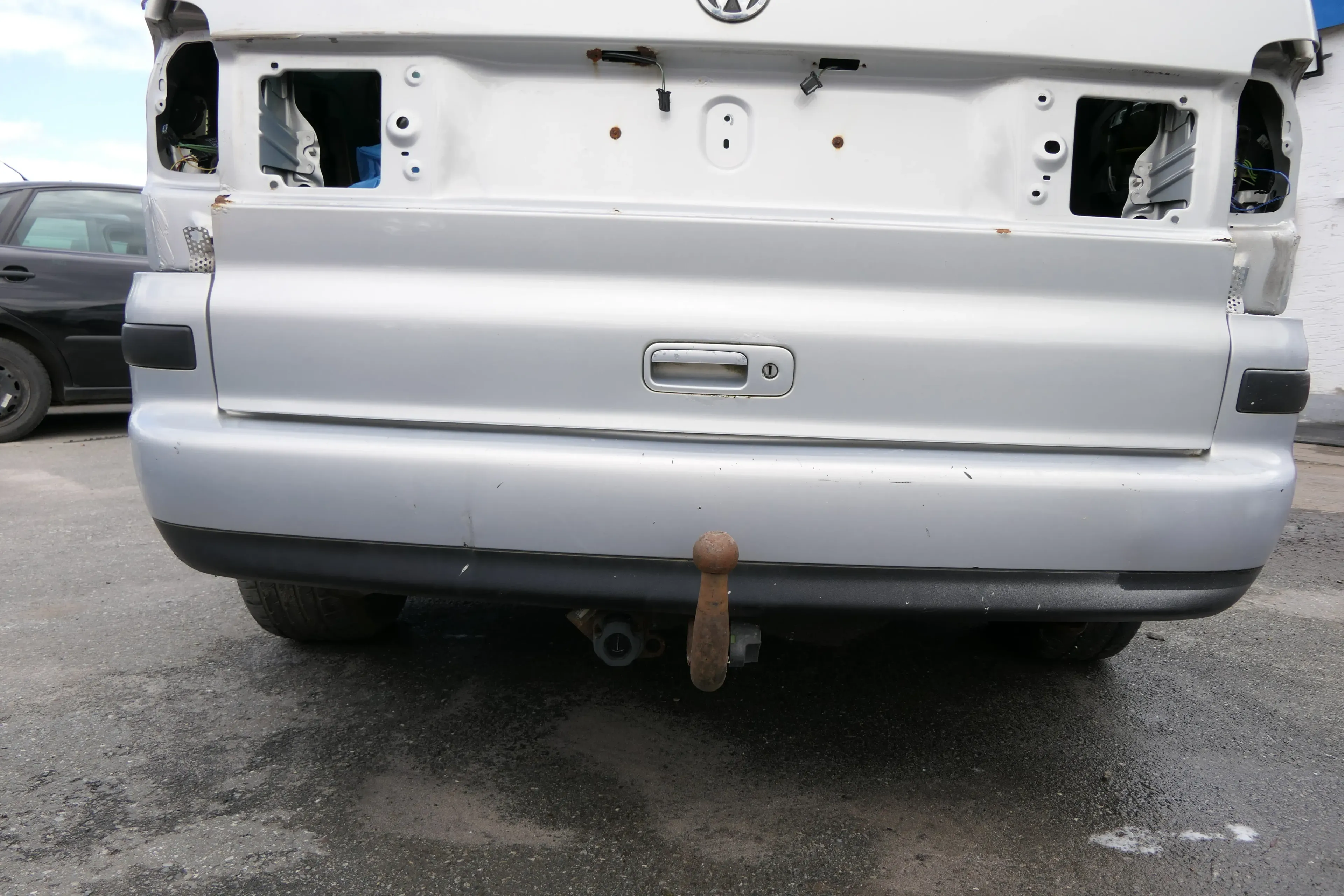 VW Sharan 7M Stoßstange hinten Heckstoßstange silber ab Bj. 2000 - Bild 1