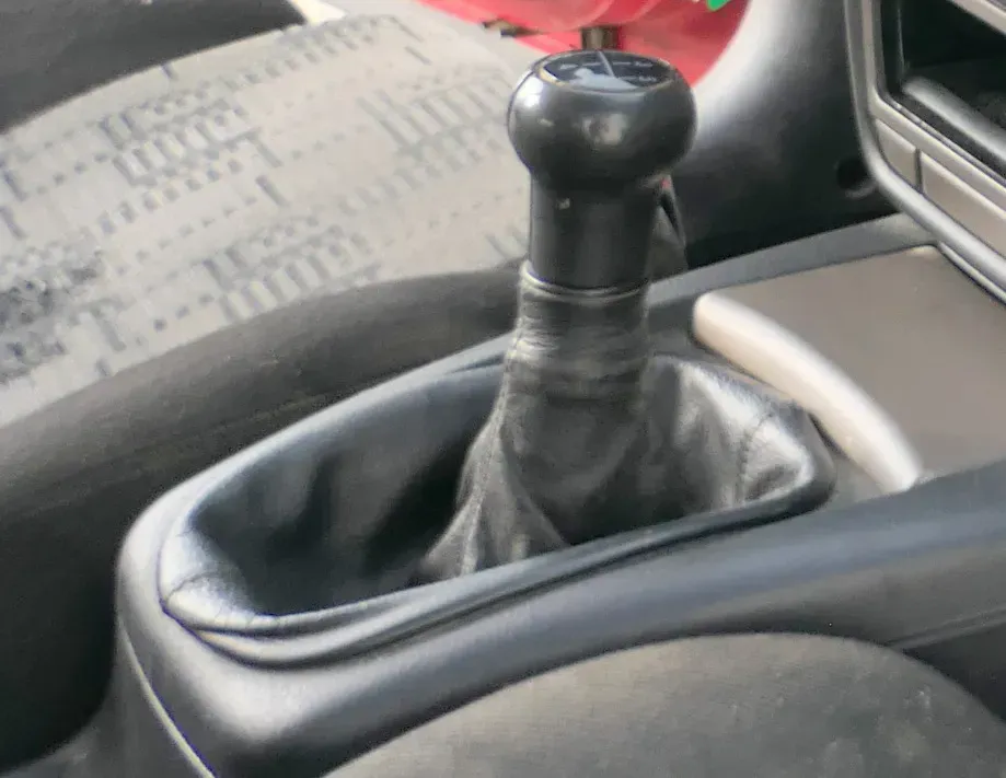 VW Passat 3B 3BG Schaltknauf Schaltsack Schaltung Schaltknüppel 5-Gang schwarz - Bild 1