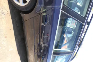 Audi A6 4B C5 Tür Türblatt hinten rechts blau LZ5L mit Rahmen - Bild 3