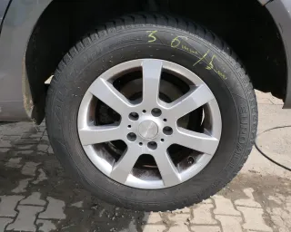 4x Golf 5 6 Alufelgen 195/65R15 91H Allwetterreifen Reifen 2x6mm KBA 47095 - Bild 1