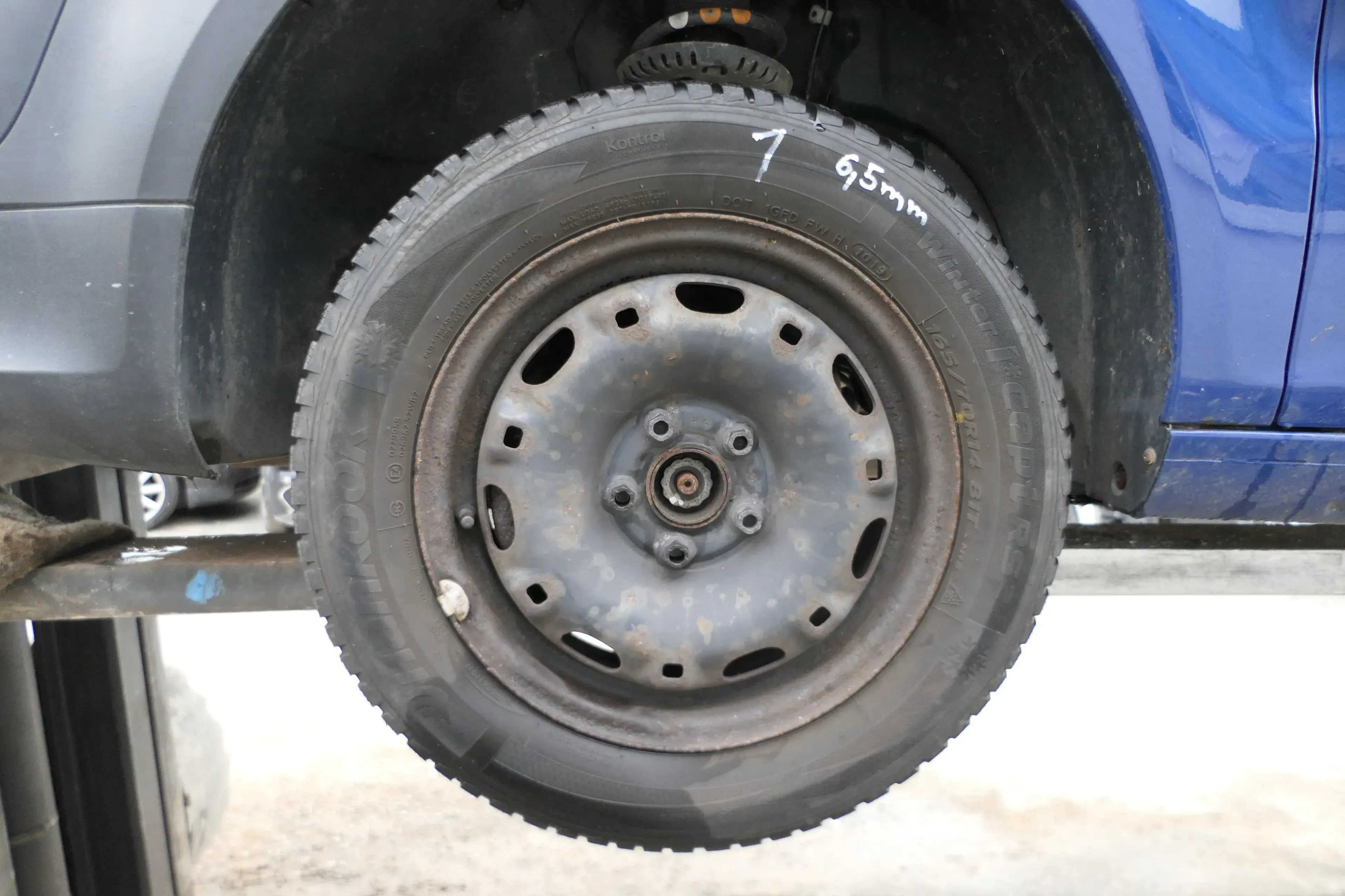4x Fabia Polo Felgen Reifen 165/70 R14 81T Winterreifen M&S 5jx14H2 ET35 6-7mm - Bild 1
