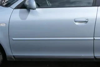 Audi A3 8L Tür nur Türblatt vorne links blau LY7R 4/5-Türer - Bild 1