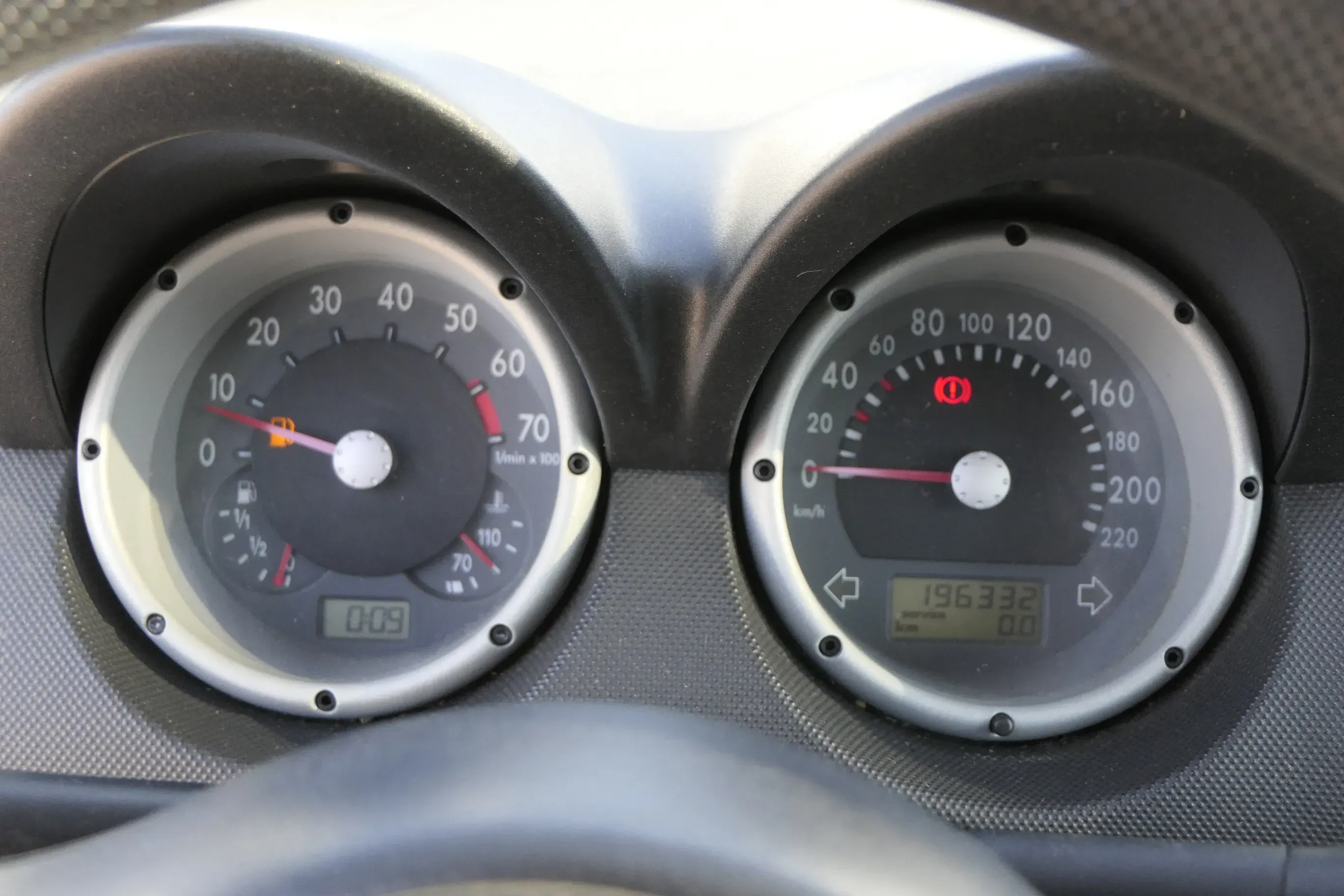 VW Lupo Tacho Tachometer Kombiinstrument 196.000km 6X0920801 1,4 16V 1,0 50PS 75 - Bild 1