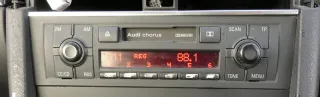 Audi A4 8E Radio Audi Kasette Original chorus inkl. Code - Bild 1