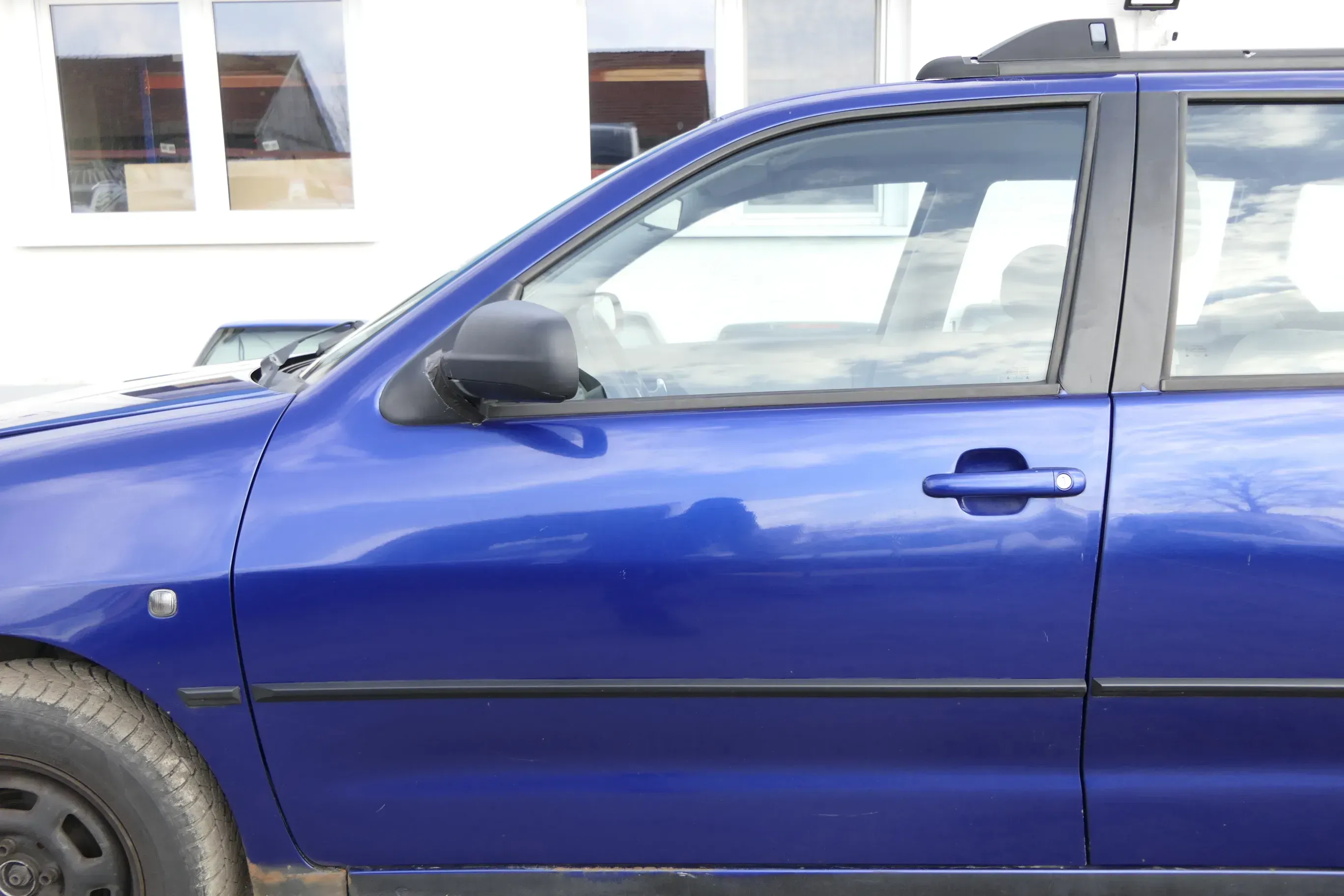 VW Polo Variant Kombi 6Kv oder Caddy 9Kv Tür vorne links blau LS5N - Bild 1