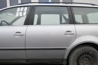 VW Passat 3B 3BG Kombi Variant Tür hinten links silber LA7W reflexsilber 152590 - Bild 1