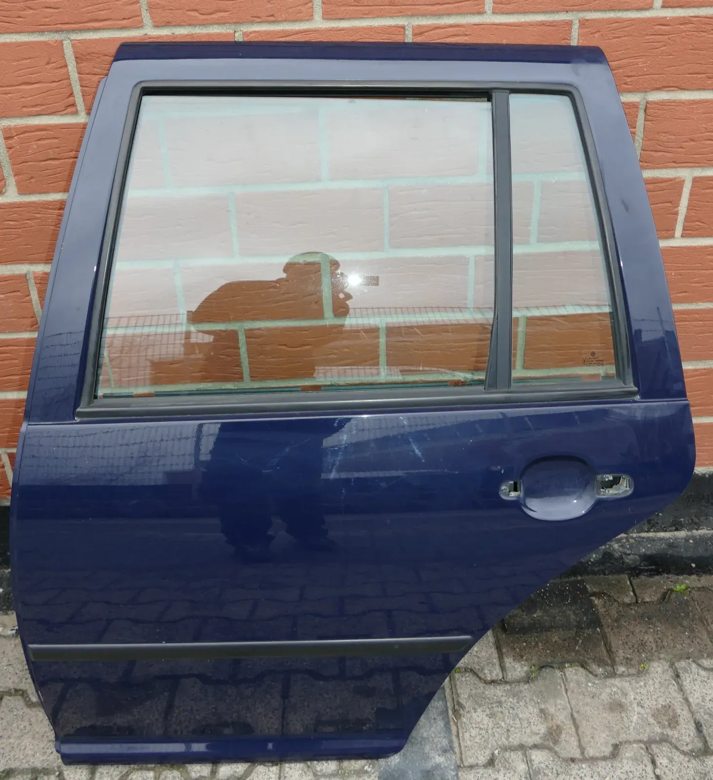VW Golf 4 Bora Tür hinten links nur Kombi / Variant blau LA5G - Bild 1