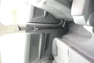 A3 8P Seitenverkleidung Seite Verkleidung hinten links 2/3-Türer Seite schwarz - Bild 2