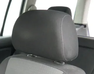1x VW Golf 4 Bora Kopfstütze vorne vorn weiße Nähte schwarz rechts oder links - Bild 2