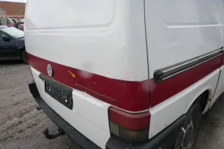 VW T4 Transporter Heckklappe Klappe hinten Kofferraumklappe weiß R902 Kasten - Bild 5