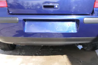 VW Golf 4 Limousine Stoßstange hinten Heckstoßstange Stoßfänger blau LB5N - Bild 6