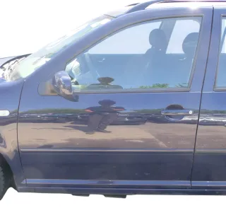VW Golf 4 Bora Tür vorne links Fahrertür 4/5-Türer Kombi Variant blau LA5G - Bild 1